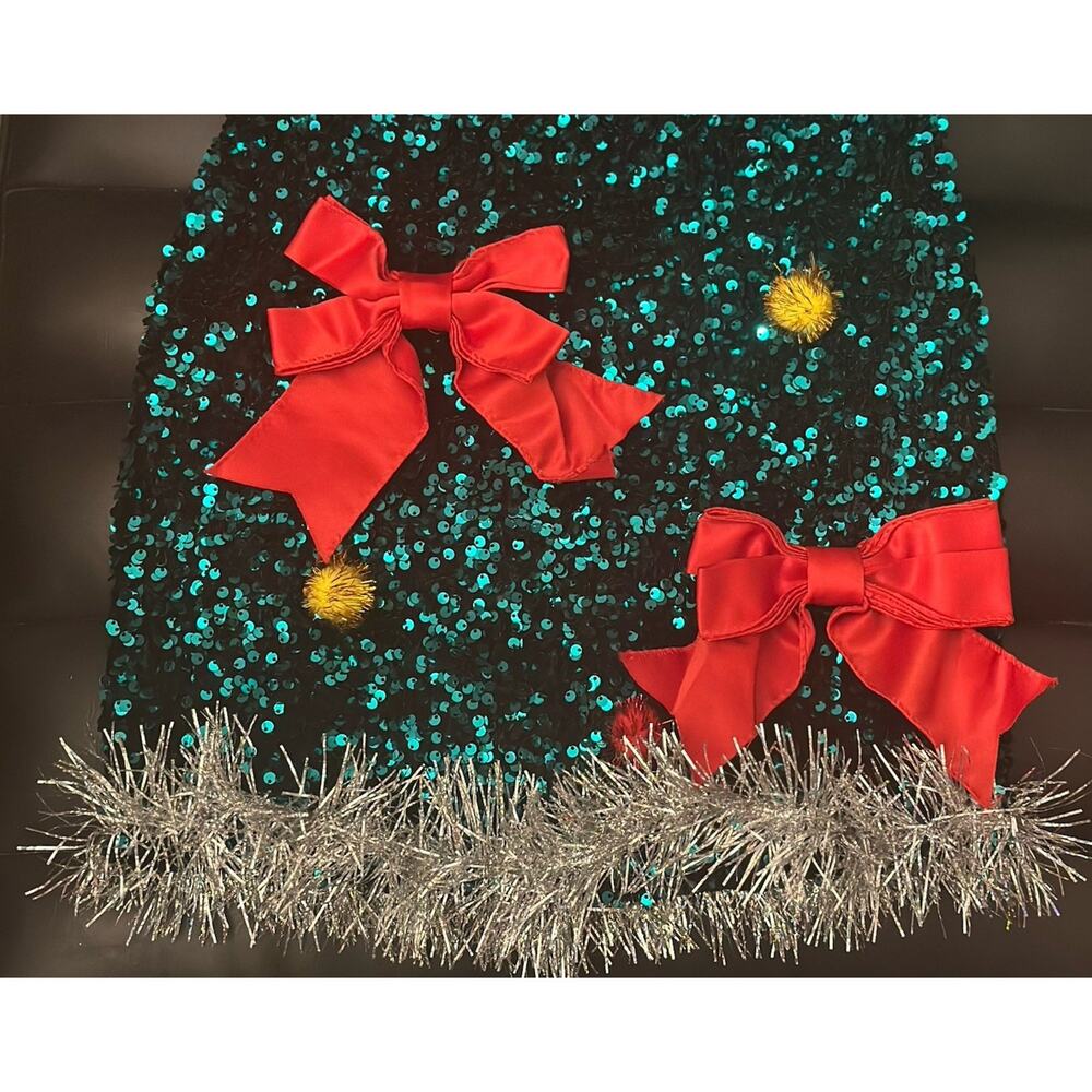 LOVE ON A HANGER Womens Size Small Sequined Bows Xmas Christmas Holiday Skirt